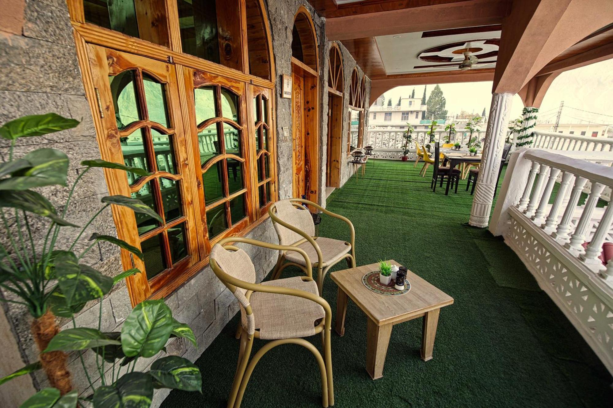 Oak Residency Hotel Gilgit Bagian luar foto