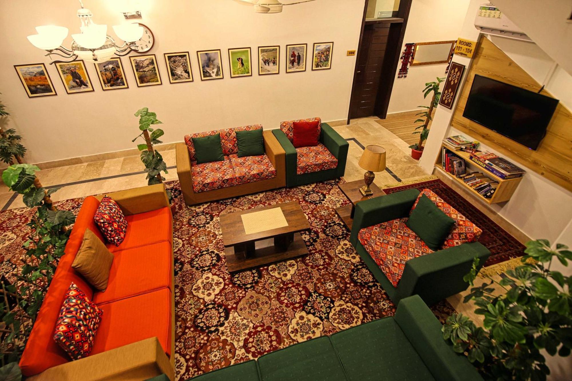 Oak Residency Hotel Gilgit Bagian luar foto